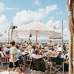 Luxury Harbour With Private Parking